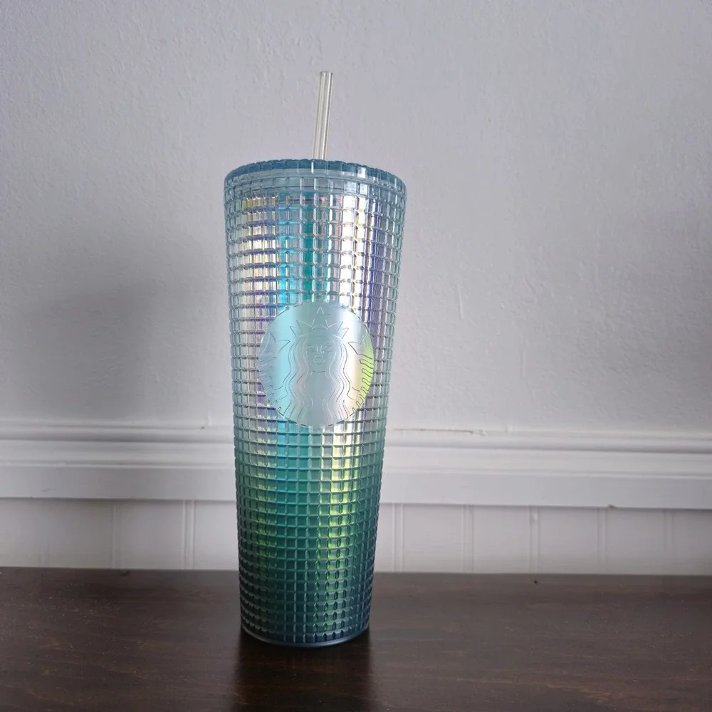 Starbucks 2022 Jeweled Rainforest Green Ombre Cold Cup Tumbler 24 oz Venti